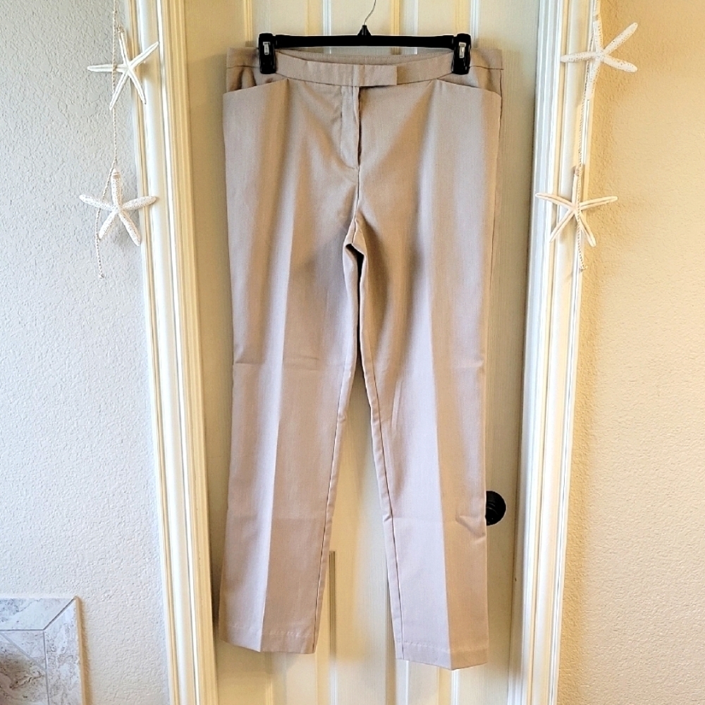 Worthington Womesen's Tan Dress Pants
